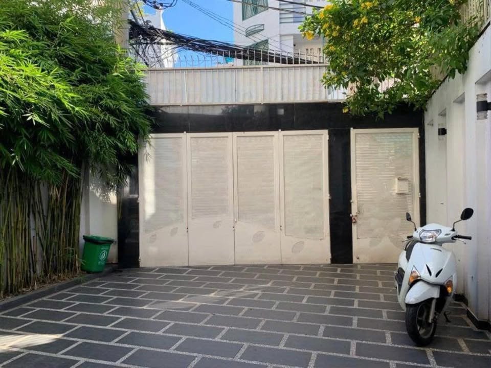 Cho thuê nhà mặt phố Nguyễn Thượng Hiền, Phú Nhuận 100m² - Phù hợp làm văn phòng, spa, thẩm mỹ