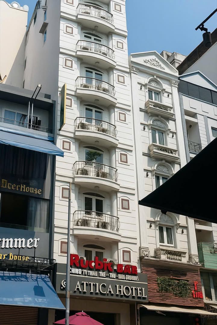 Khách sạn cho thuê tại Bùi Viện, Quận 1 - Giá 400 triệu/tháng, vị trí đắc địa!