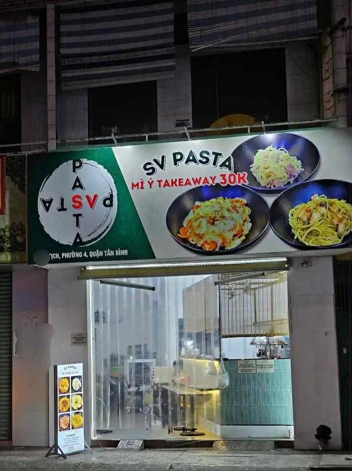 Front House cho thuê đường Út Tịch, quận Tân Bình 42m² giá 10 triệu - Kinh doanh sầm uất!