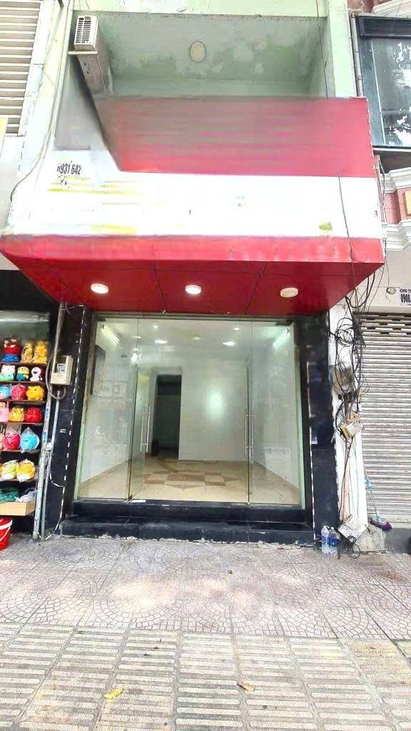 Cho thuê mặt bằng kinh doanh mặt tiền Khánh Hội, Quận 4 giá 23 triệu - Vị trí đắc địa, thuận lợi kinh doanh!