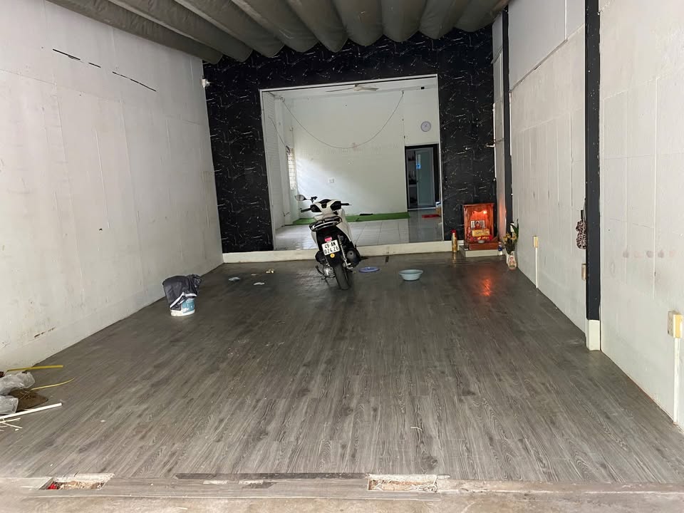 Nhà mặt tiền Trương Thị Hoa Quận 12, 90m² giá 15 triệu - Cơ hội kinh doanh hấp dẫn!