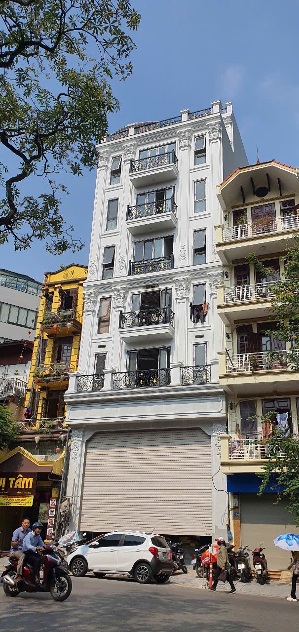 Bán tòa nhà phố Trần Bình 140m² giá 63 tỷ - Đầu tư sinh lời lý tưởng!