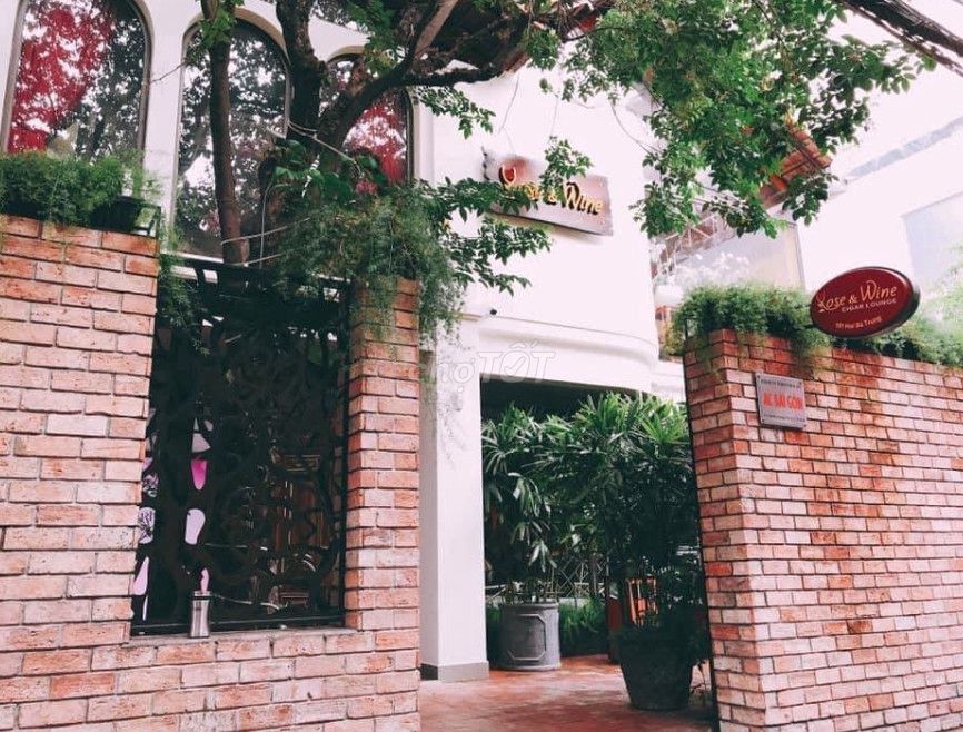 Biệt thự sân vườn mặt tiền 49 Tú Xương 1000m² giá 140 triệu - Kinh doanh F&B sầm uất!