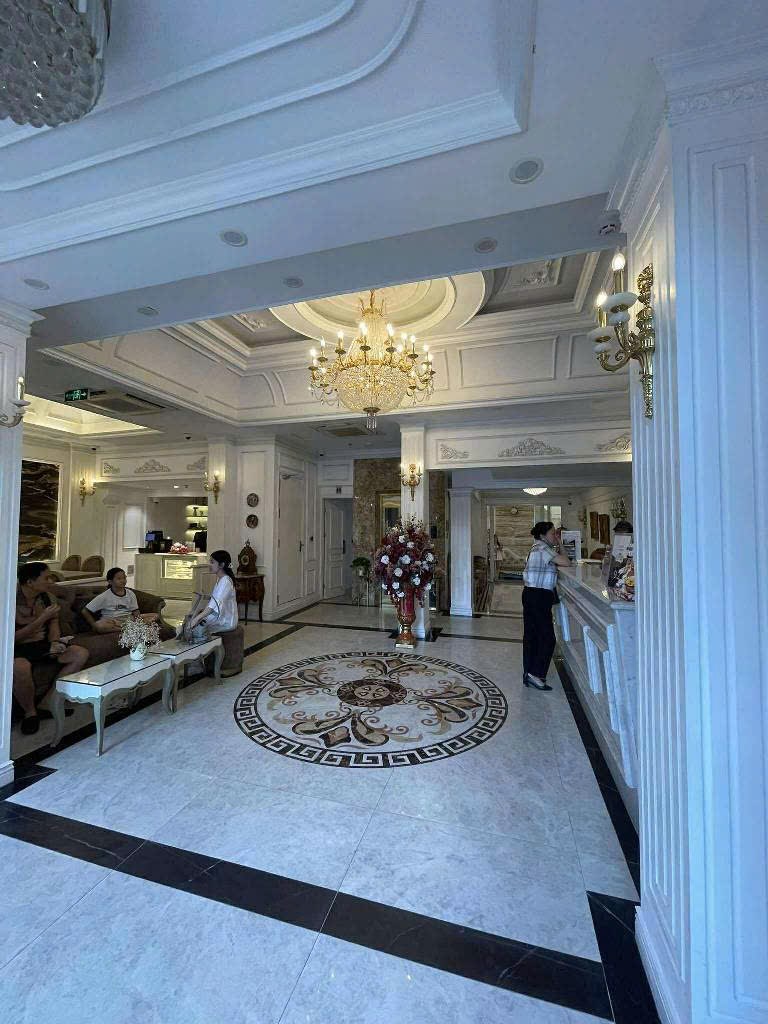 Khách sạn 15 tầng mặt phố Cửa Bắc 150m² giá 160 tỷ - Đầu tư sinh lợi bền vững!