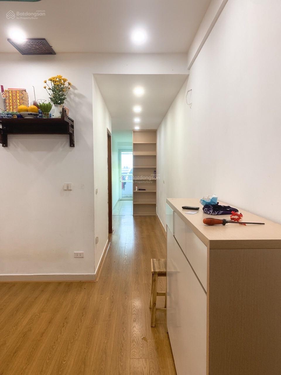 Căn hộ 2 phòng ngủ 60m² tại 187 Nguyễn Lương Bằng, Đống Đa - View hồ thoáng mát, Full nội thất