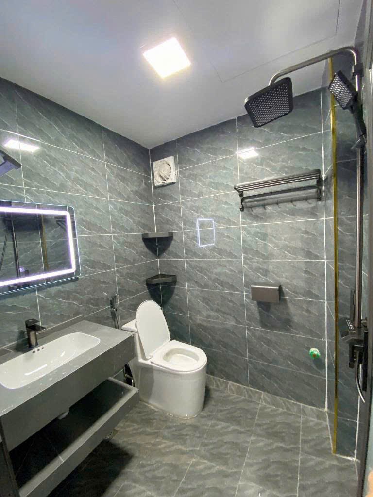 Nhà mới xây Cầu Giấy 27m² giá 7,7 tỷ - Chính chủ bán gấp!