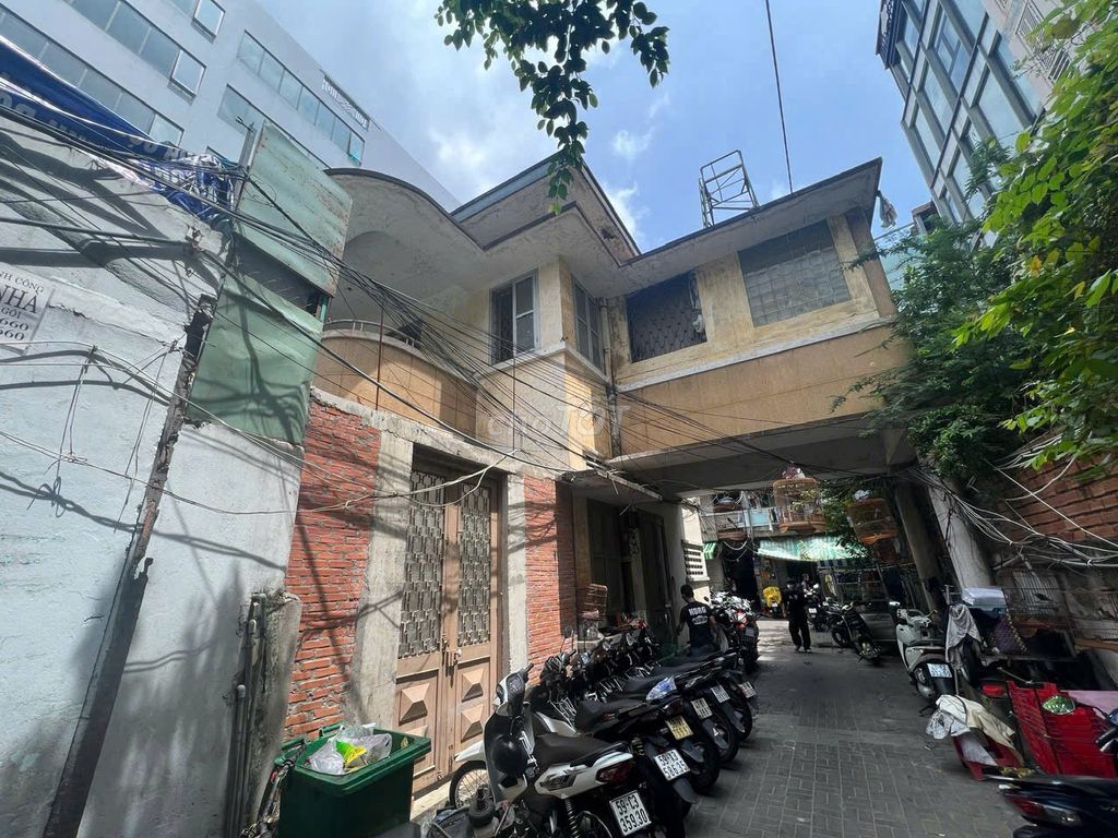 Cho thuê nhà mặt tiền Điện Biên Phủ, Quận 3, 350m² - Vị trí đắc địa cho kinh doanh!