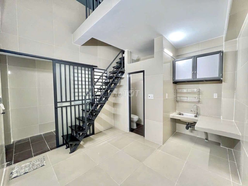 Phòng trọ có gác đúc tại Đường số 35, Quận 7 - Giá chỉ 4.3 triệu VND