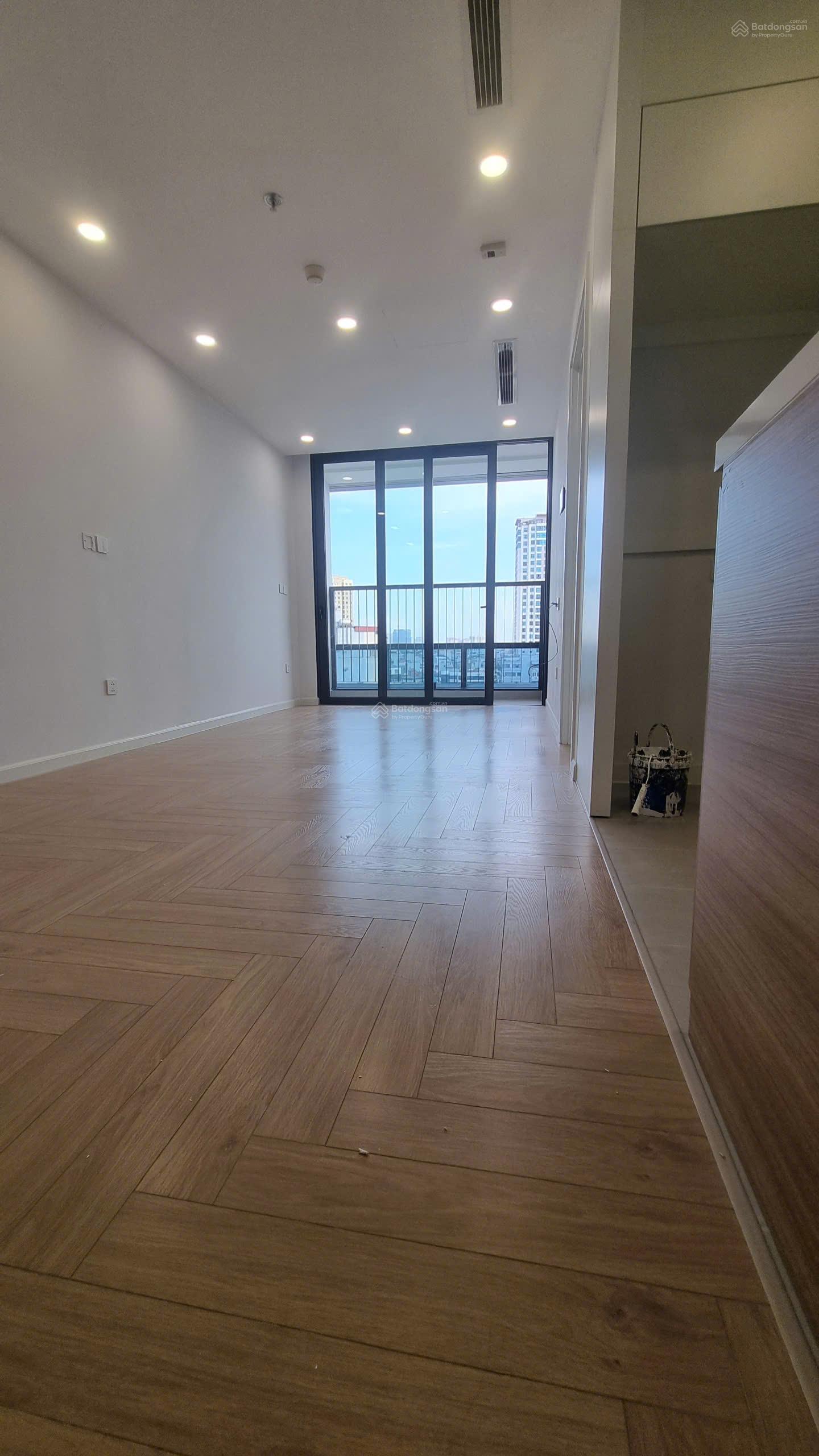 Căn hộ 2 ngủ cao cấp The Nicety Complex Đống Đa 70m² giá chỉ 17 triệu - Miễn phí 2 năm dịch vụ!