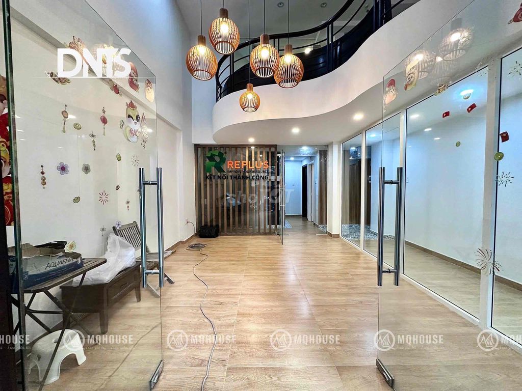 Mặt Bằng Kinh Doanh Nguyễn Văn Mai, Q3 70m² giá 14 triệu - Phù hợp cho Spa và VP