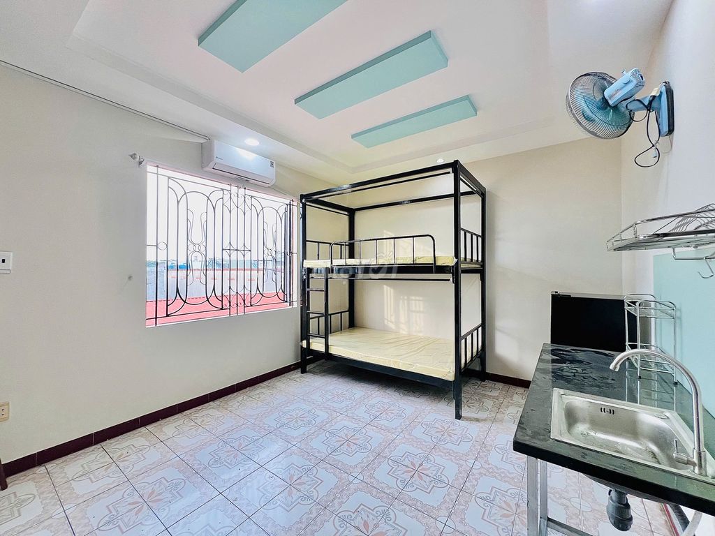 Căn hộ dịch vụ mới 100% tại 18 Lê Văn Tách, Dĩ An - Ngay Cầu Vượt Linh Xuân!