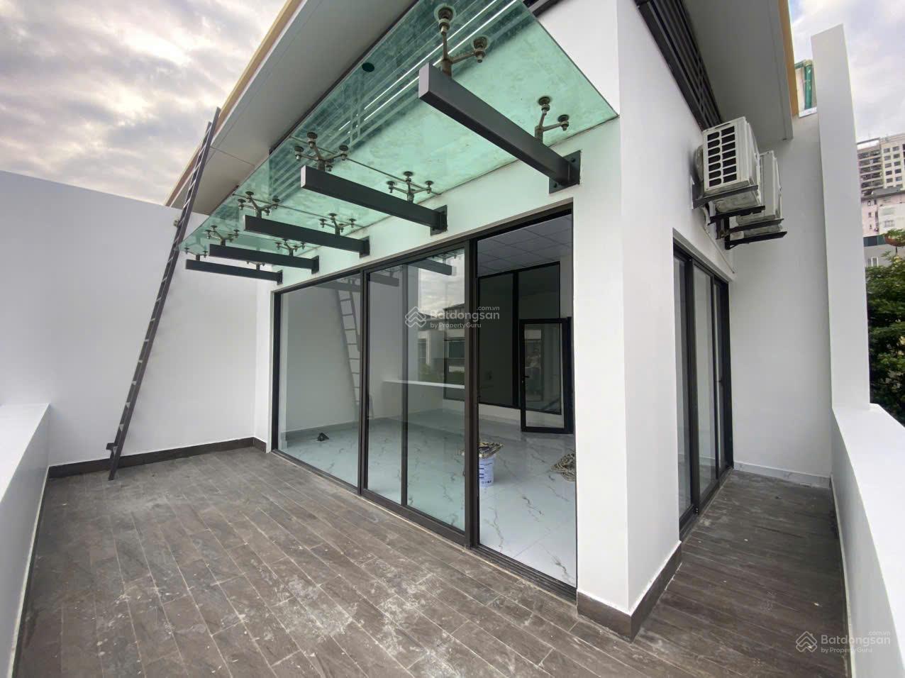 Biệt thự Imperia 203 Nguyễn Huy Tưởng 193m² giá 70 triệu - Nhà đẹp, vào ở ngay!