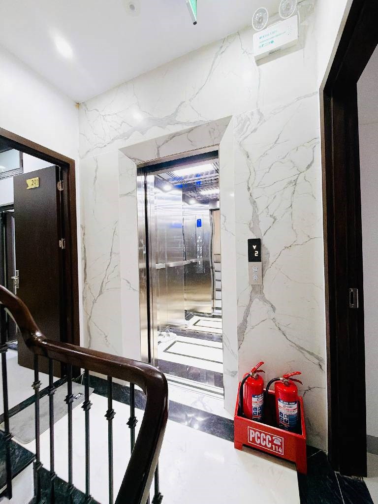 Chung cư mini Đống Đa 40m² giá 12.8 tỷ - Doanh thu 65 triệu/tháng!