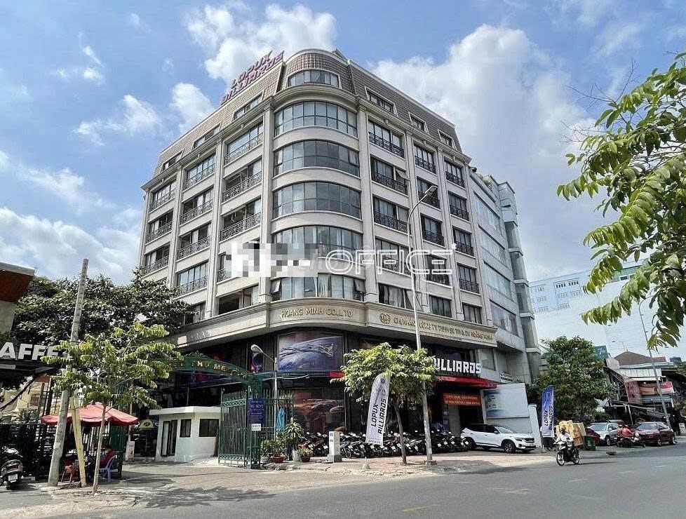 Nhà mặt tiền Thành Thái, Quận 10, 300m² giá 150 triệu - Vị trí đắc địa kinh doanh!