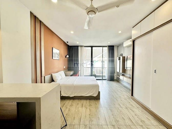 Căn hộ Thảo Điền 50m² chỉ 12 triệu - Ban công rộng mát mẻ, an ninh 24/7!