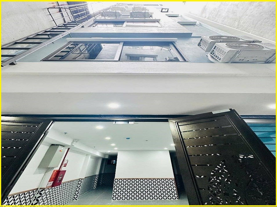 Bán gấp tòa căn hộ cho thuê Dịch Vọng Hậu, Cầu Giấy 65m² giá 19.2 tỷ - Đầu tư sinh lời ngay!