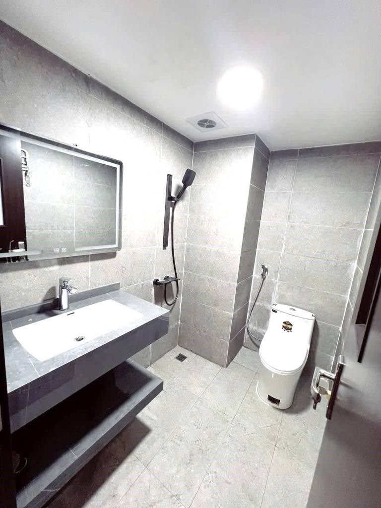 Căn hộ Licogi 13 Khuất Duy Tiến 82m² giá 8.5 tỷ - Sổ đỏ chính chủ, giao dịch ngay!