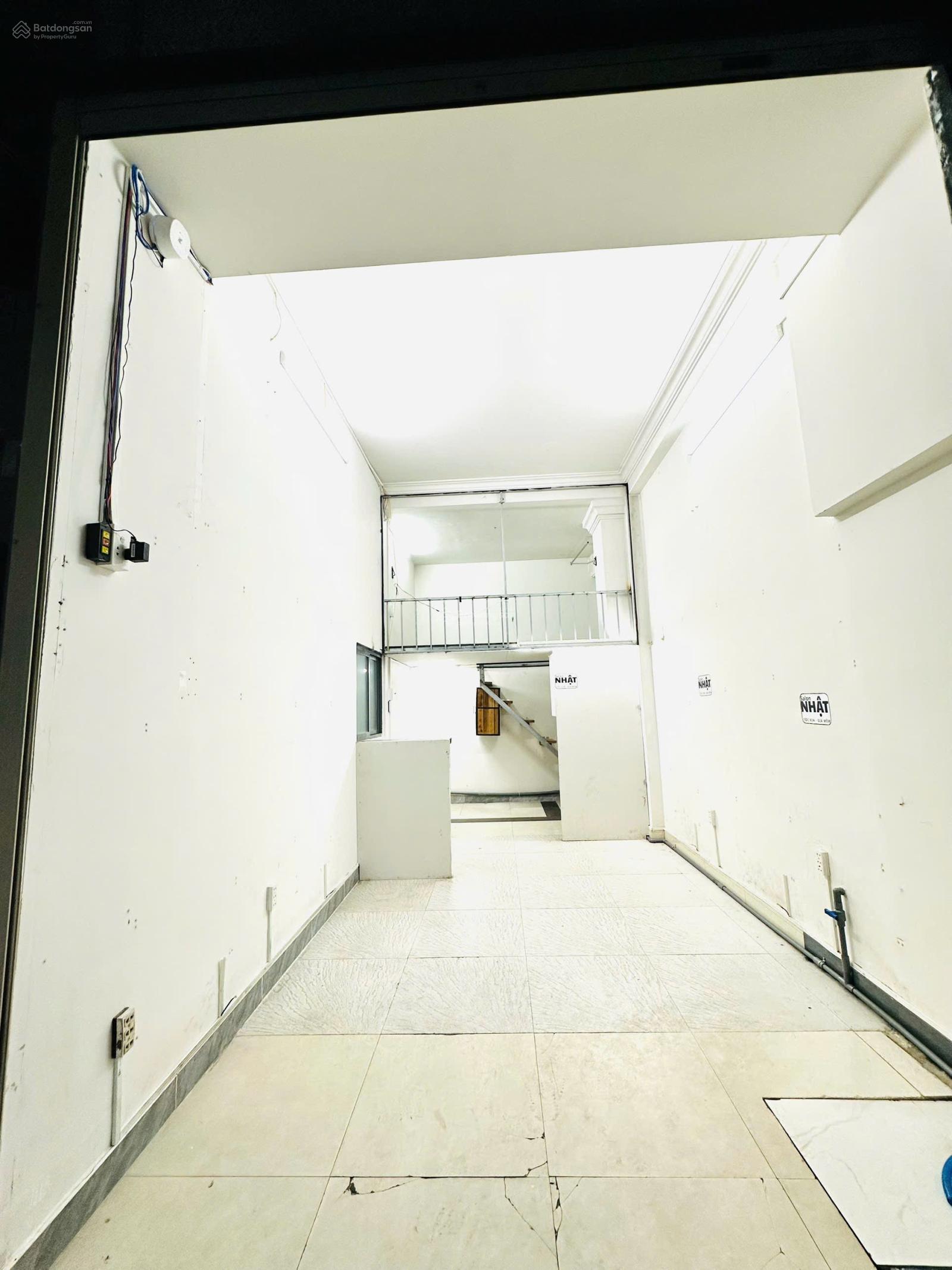 Cửa hàng cho thuê tại Quang Trung, Phường 11, Gò Vấp, 25m² giá 5 triệu - Mặt tiền đắc địa!