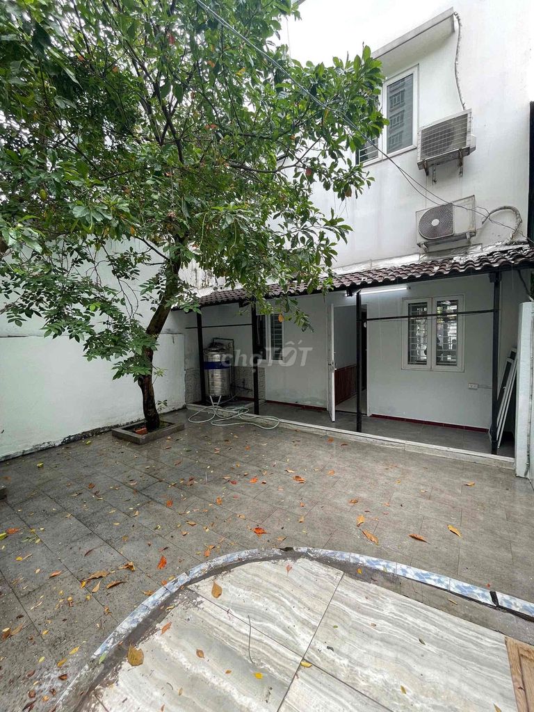 Nhà Nguyên Căn Mới Ngay Mặt Tiền Trần Thị Liền 195m² giá 20 triệu - Kinh doanh Căn Hộ Dịch Vụ