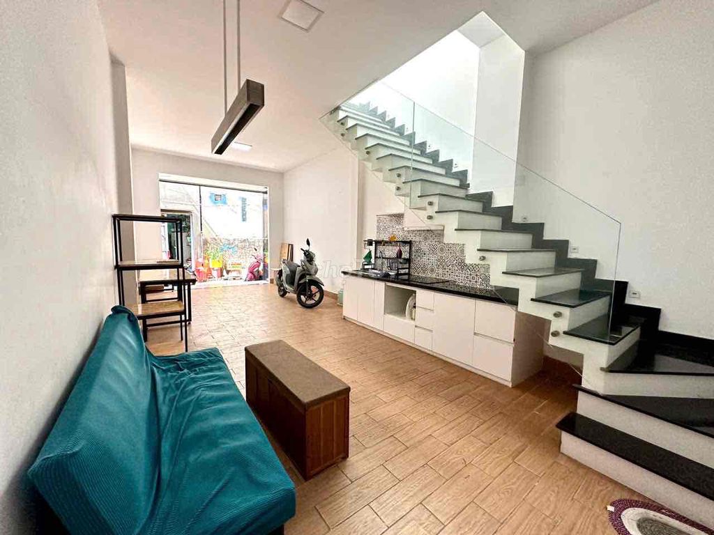 Nhà nguyên căn 2PN, 2WC hẻm 356 XVNT chỉ 14 triệu - Đủ nội thất, sẵn sàng vào ở!