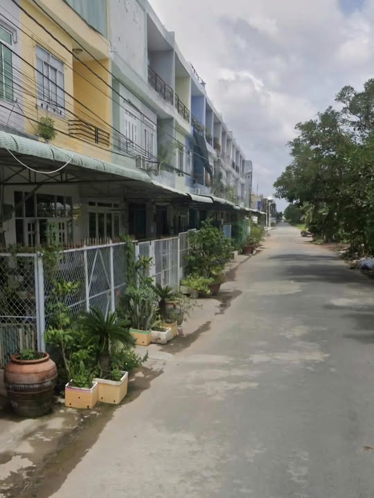 Nhà 1 trệt 2 lầu đường Nguyễn Thị Định, Bạc Liêu 100m² giá 2.5 tỷ - Cơ hội đầu tư tuyệt vời!