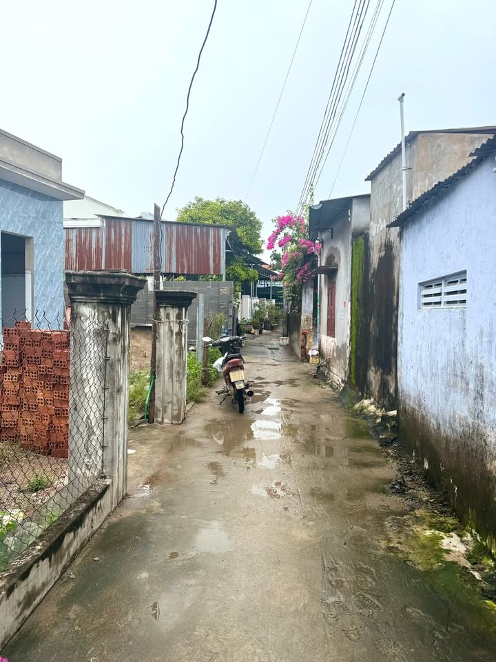 Đất Ba Ngòi Cam Ranh 168m² giá 6.44 tỷ - Đường bê tông, sổ đỏ chính chủ!