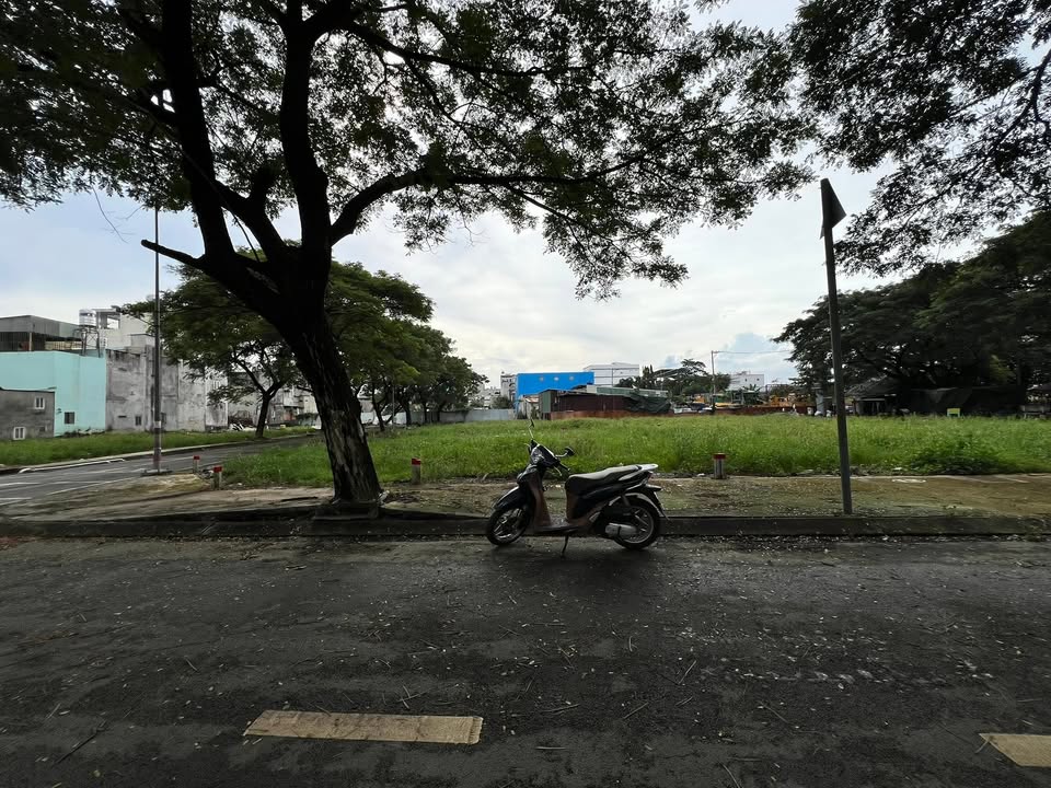 Đất phân lô mặt tiền đường Lê Thị Riêng, Quận 12, 83m² giá 4.9 tỷ - Đầu tư sinh lời ngay!