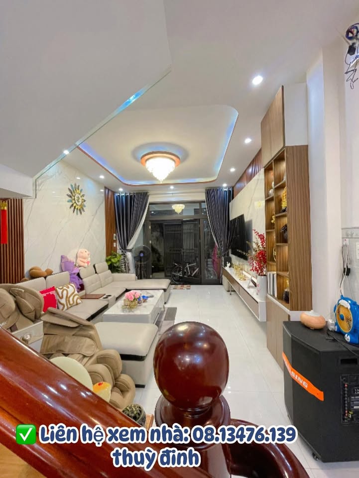 Nhà 3 tầng hẻm Nguyễn Trãi, Tuy Hoà 50m² giá 2.4 tỷ - Thiết kế hiện đại, sẵn sàng ở ngay!