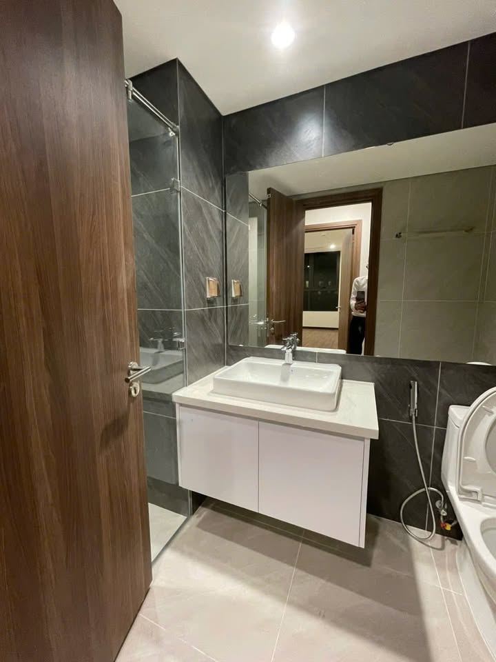 Căn hộ Golden Park Cầu Giấy 117m² giá 20 triệu - Cho thuê ngay!