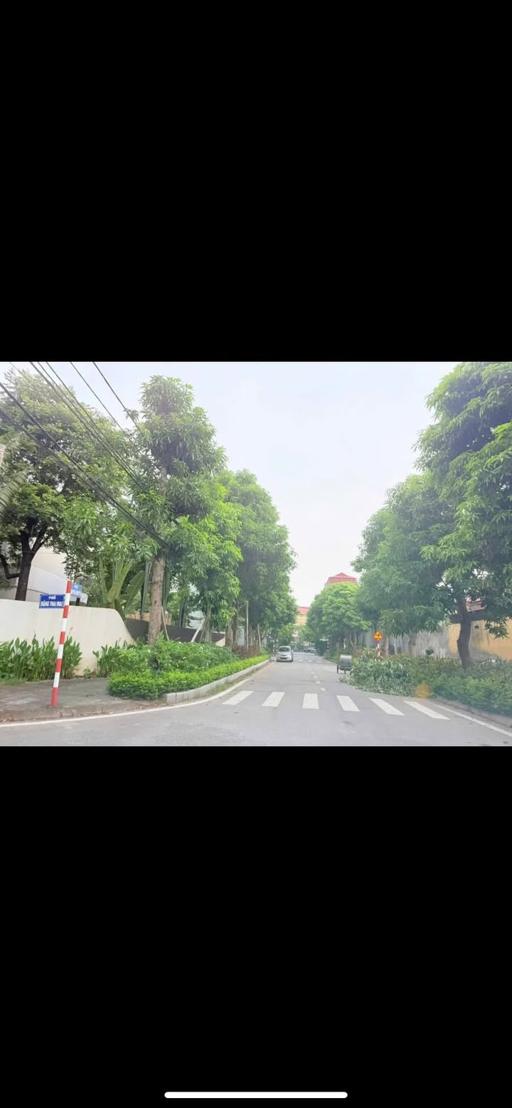 Nhà đẹp Phố Nguyễn Khuyến, Hưng Yên 102,9m² giá 8 tỷ - Chính chủ bán gấp!