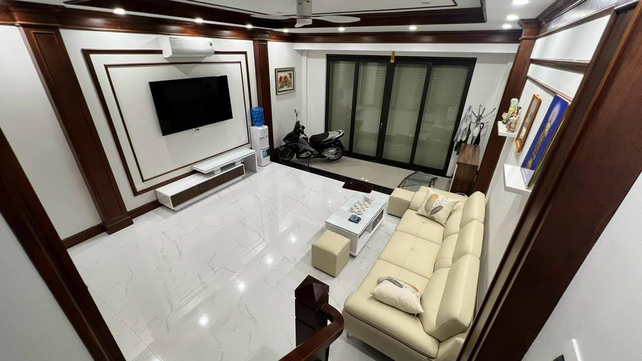 Nhà 2 tầng Đình Phong Phú, Quận 9, 88m² giá 7 tỷ - Hàng hiếm, đầy đủ nội thất!