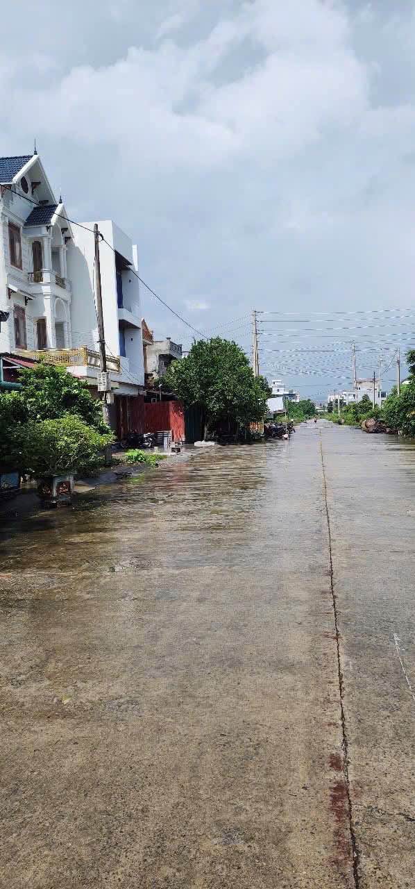 Đất nền chính chủ tại ngõ 288 Lý Nhân Tông, Ninh Bình 100m² - Giá chỉ 5.xxx triệu!