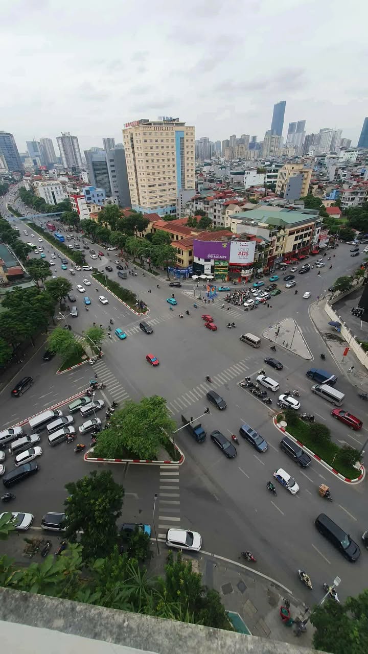 Chung cư M3M4 Nguyễn Chí Thanh 165m² giá 19.5 triệu - Thích hợp cho gia đình hoặc văn phòng!