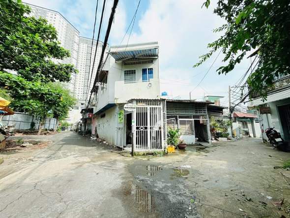 Nhà phố hẻm xe tải Tạ Quang Bửu, P4, Q8, 19m² giá 1.88 tỷ - Khu VIP, sẵn sàng ở ngay!