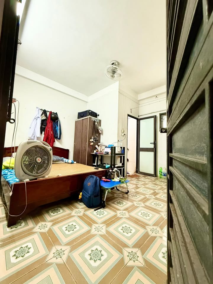 Phòng cho thuê CCMN tại Minh Khai 25m² giá 3 triệu - Đầy đủ tiện nghi, an ninh 24/7!