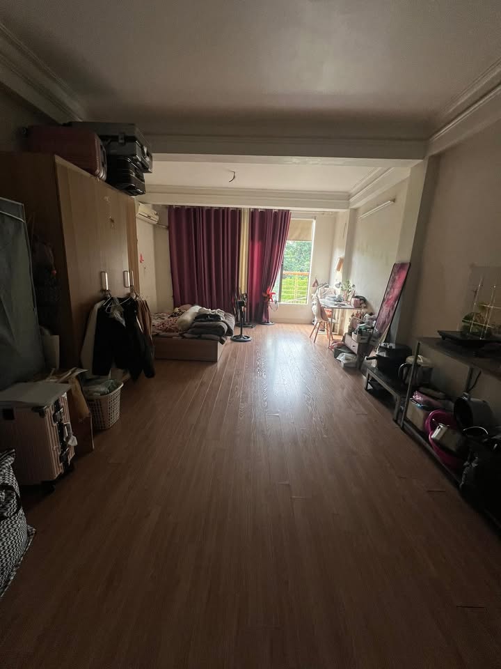 Phòng cho thuê tại Kim Liên, Đống Đa 35m² giá 4.8 triệu - Không gian thoáng đãng, gần trường học!