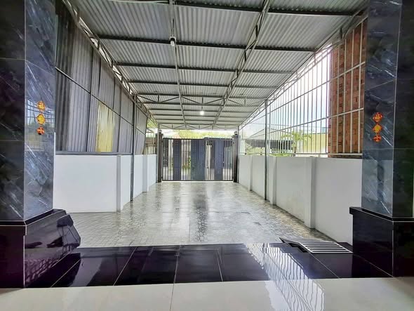 Nhà bán Ninh Thạnh Tây Ninh 169m² giá 1.199 tỷ - Dọn vào ở ngay với nội thất đầy đủ!