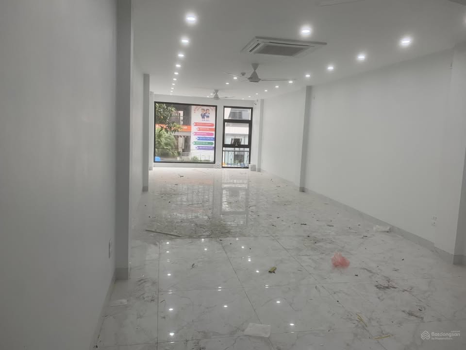 Shophouse cho thuê tại Cầu Diễn 90m² giá 25 triệu - Nhà mới full điều hòa