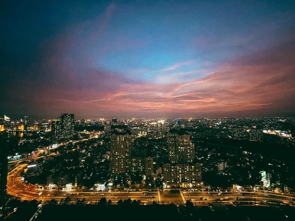 Căn hộ Vinhomes Central Park Bình Thạnh 75m² giá 9.3 tỷ - View thành phố tuyệt đẹp!