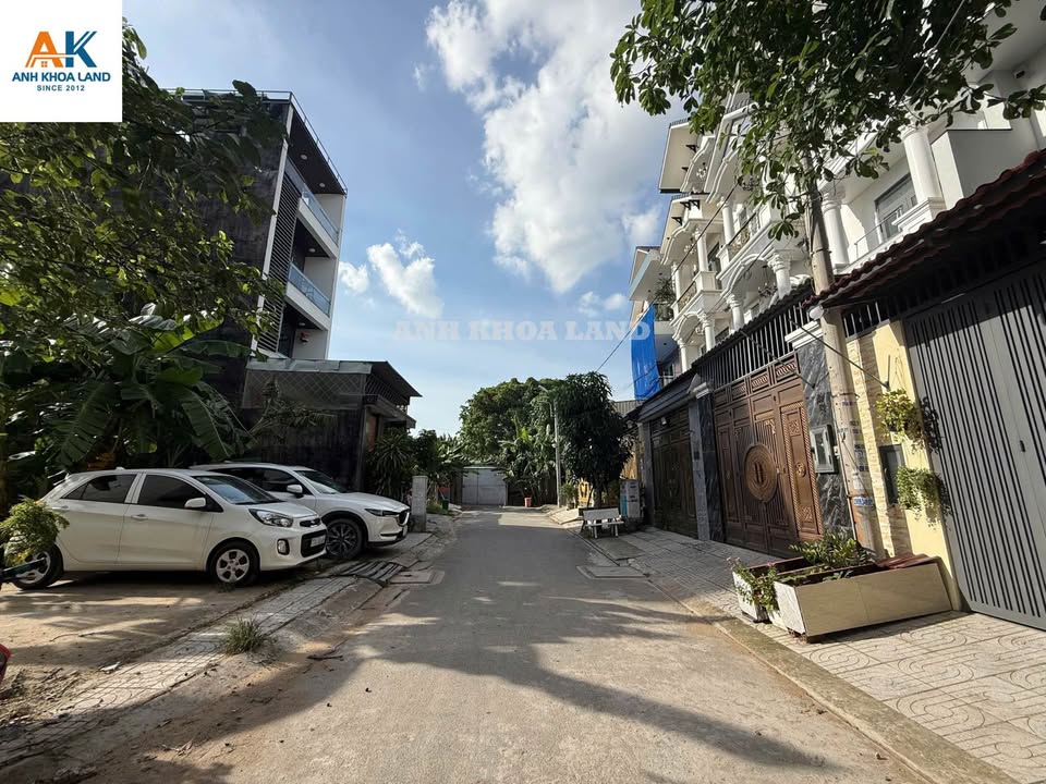 Đất thổ cư 120m² tại Hiệp Bình Chánh, Thủ Đức - Giá 8,2 tỷ - Xây dựng ngay!