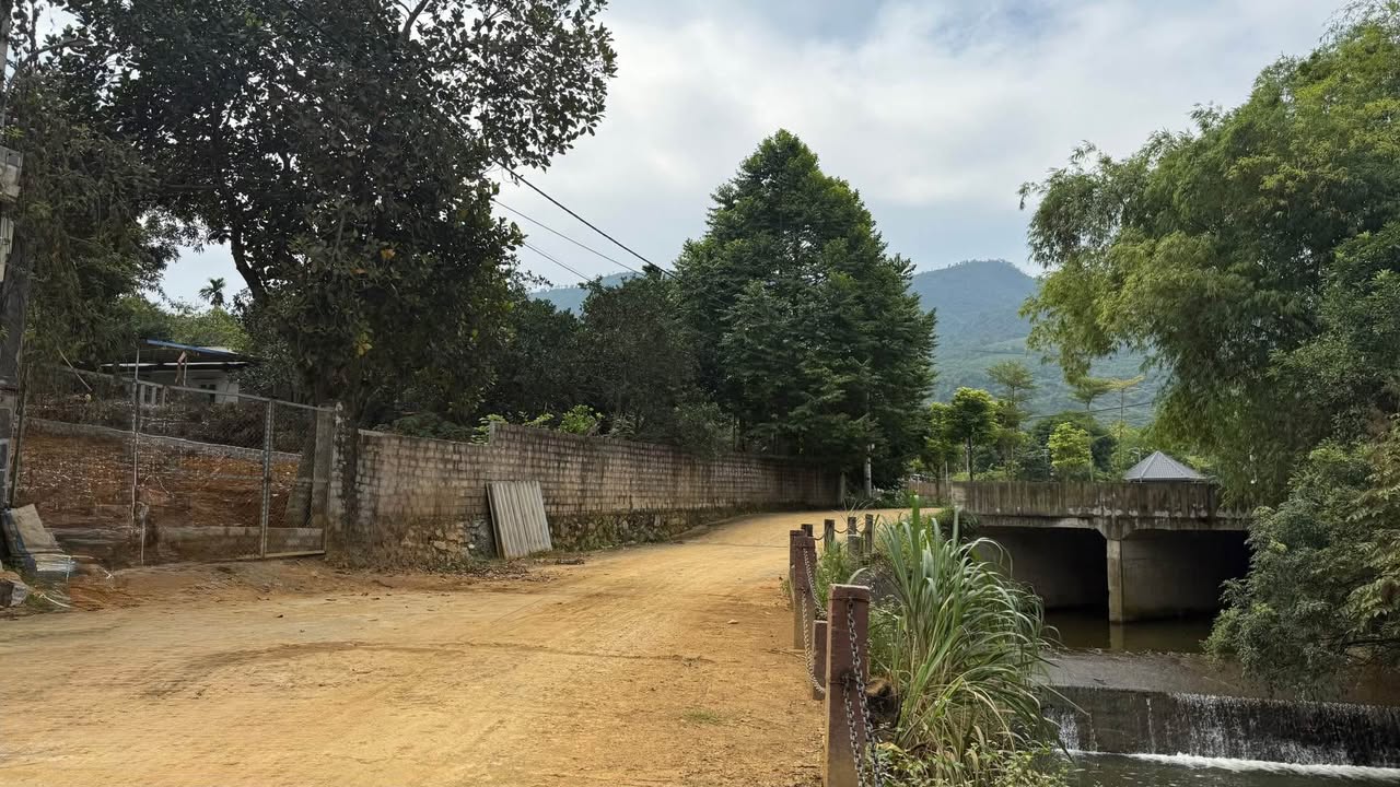 Đất nền Phú Mãn Quốc Oai 340m² giá 6.8 tỷ - Phong thủy vượng tài, lưng núi mặt thủy!