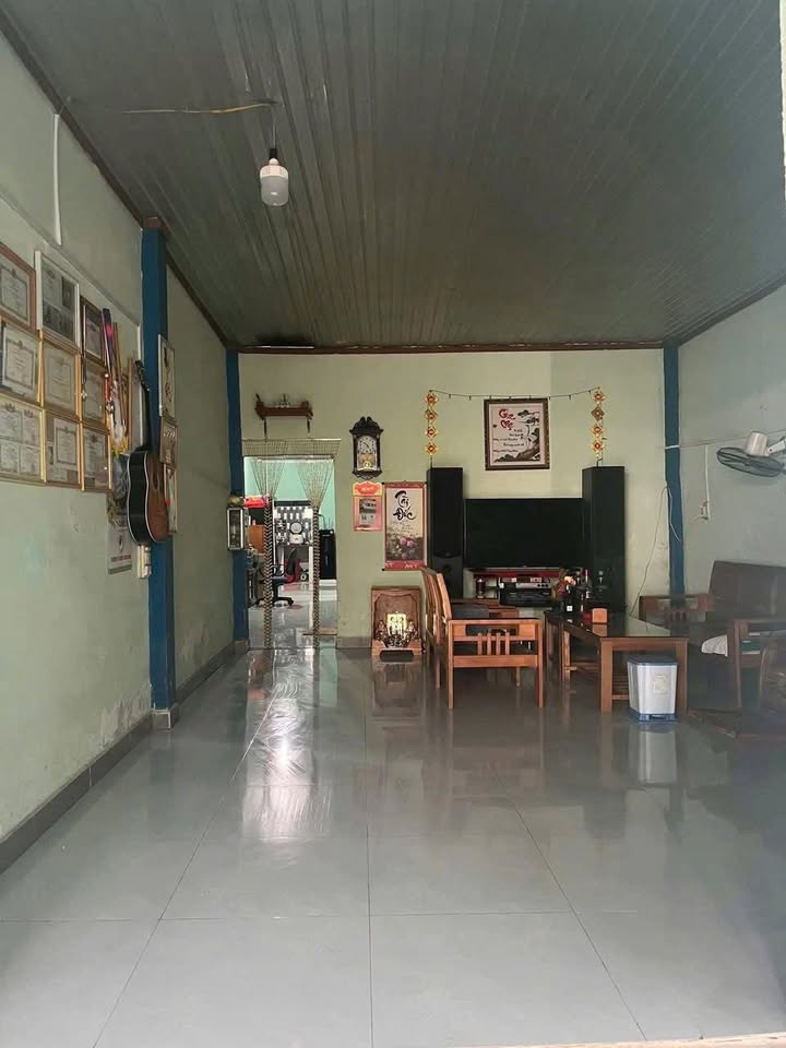 Nhà cấp 4 Ấp 2 Long Thọ 113m² giá 1.35 tỷ - Sổ đỏ chính chủ, sân đậu ô tô!