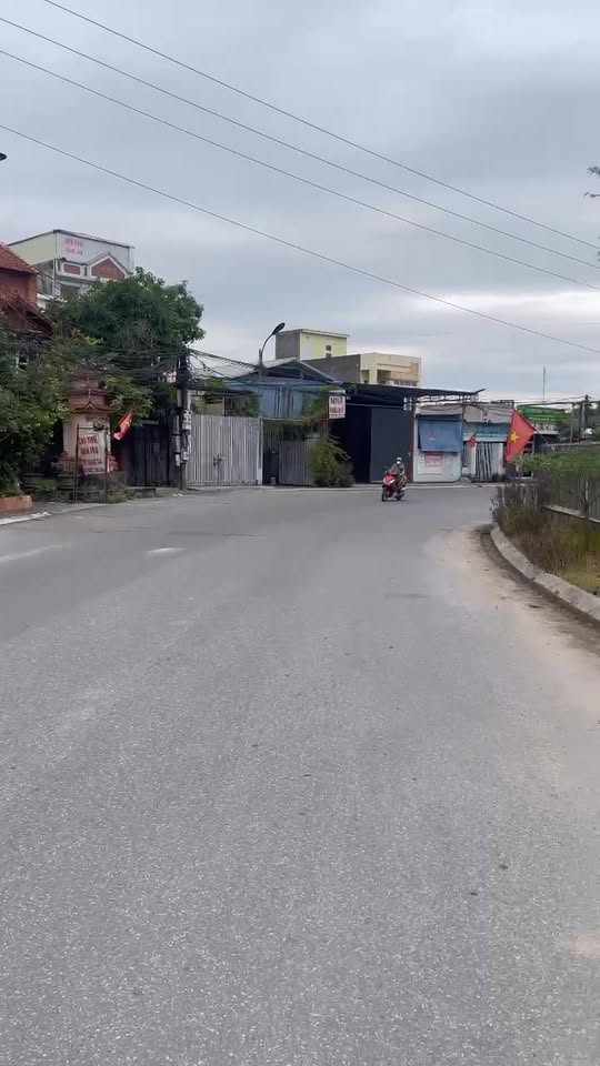 Đất nền Thôn Trại Kênh, Kênh Giang, 100m² giá 3.5 tỷ - Kinh doanh thuận lợi!