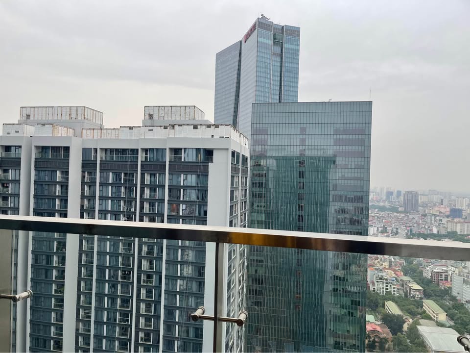 Căn hộ Vinhomes Metropolis Ba Đình 80m² giá chỉ từ 1.200 triệu - Full nội thất, chỉ việc xách vali vào ở!