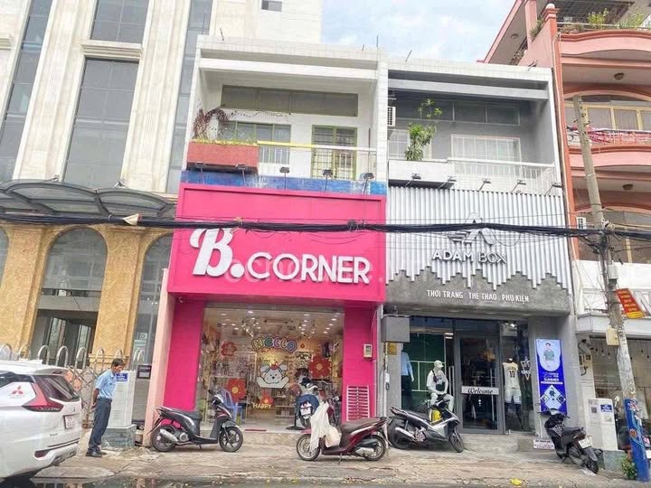 Nhà mặt tiền đường Huỳnh Văn Bánh, Phú Nhuận 119m² giá 52 tỷ - Cơ hội đầu tư sinh lời!