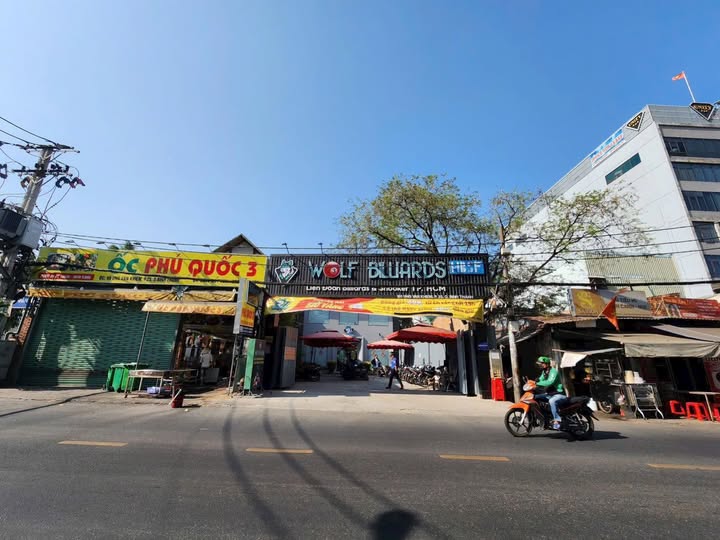 Đất mặt tiền Ung Văn Khiêm, Bình Thạnh 550m² giá 120 tỷ - Cơ hội đầu tư tuyệt vời!