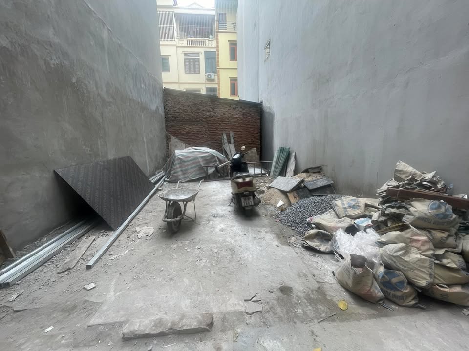 Lô đất Vĩnh Quỳnh, Thanh Trì 37,9m² giá 6.2 tỷ - Khu dân trí cao, yên tĩnh!