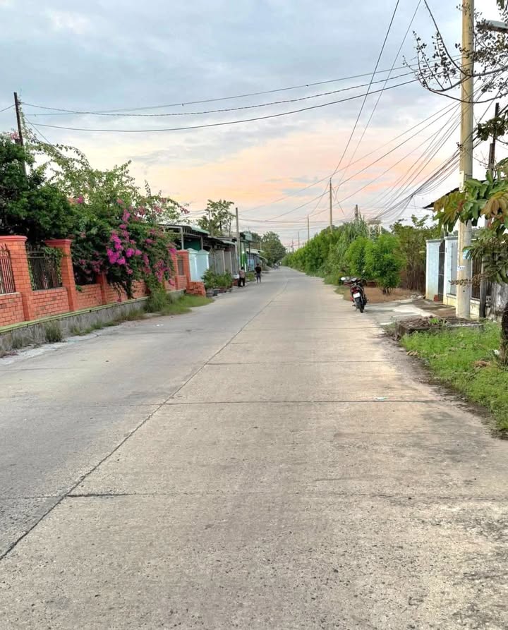 Đất vườn 800m² tại Hòa Thành, Tây Ninh - Giá tốt, vị trí đẹp!