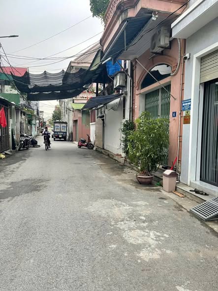 Nhà 1,5 tầng đẹp tại trung tâm TP Vinh 68m² giá 4.3 tỷ - Sẵn sàng vào ở ngay!