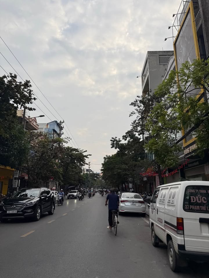 Bán nhà mặt đường Quang Trung, Nam Định 190m² giá 5x tỷ - Vị trí kinh doanh đắc địa!